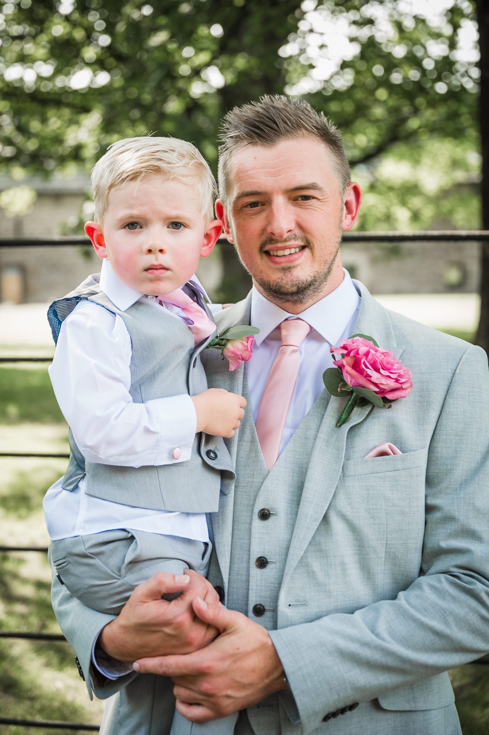 picture of the groom with his young son