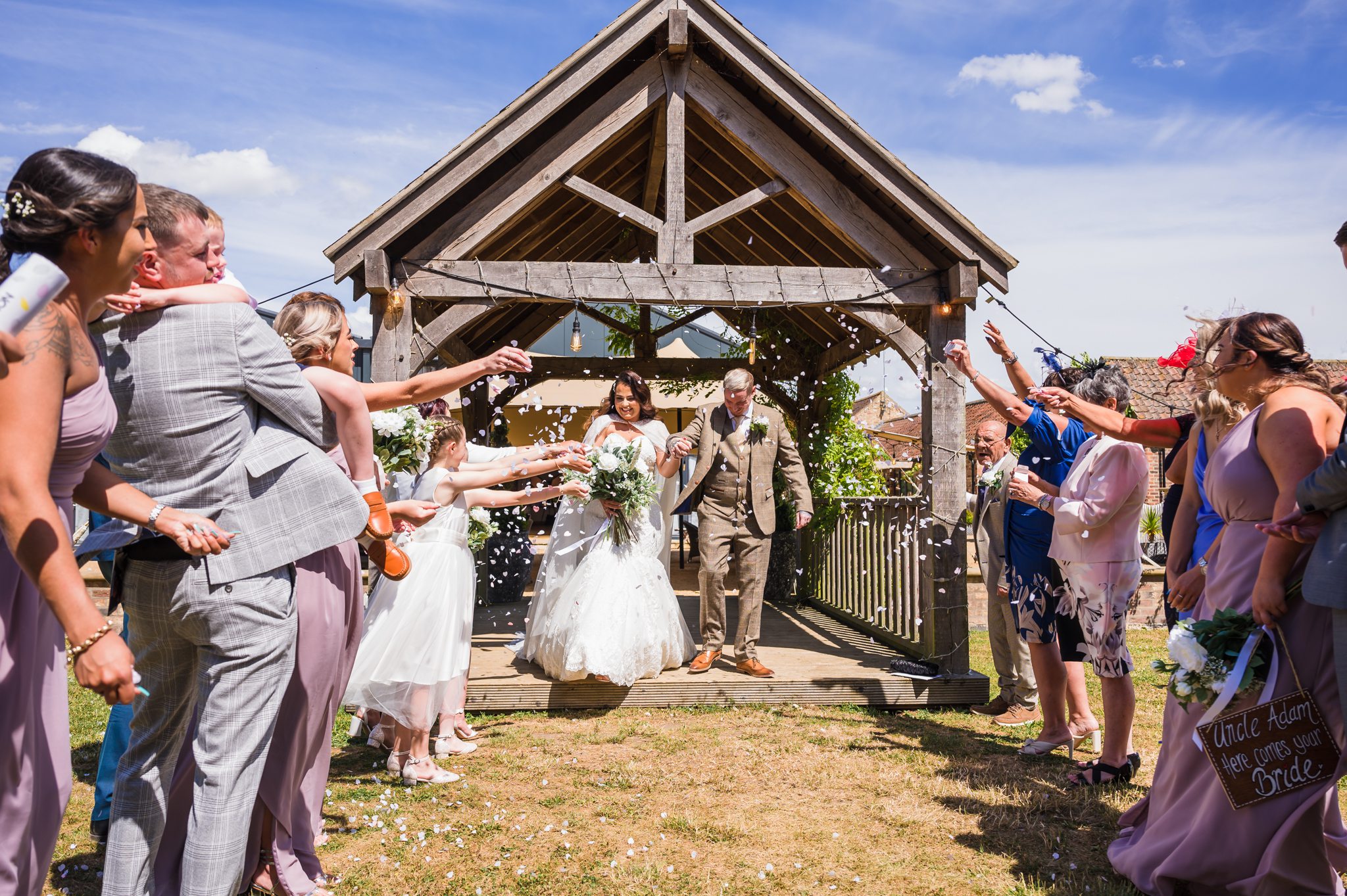 Confetti photograph - bunny hill weddings, east yorkshire