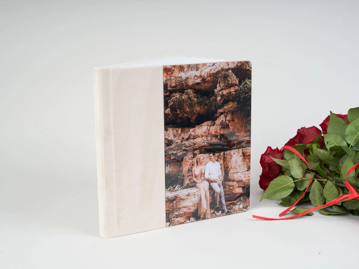 Bespoke Extravagant Wedding Album with Acrylic Cover